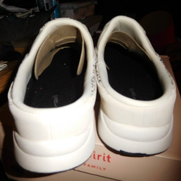 NEW 9.5M EaSY SPIRIT TRAVEL TIME CLOGS LIGHT NATURAL POLKA DOT - Picture 6 of 10